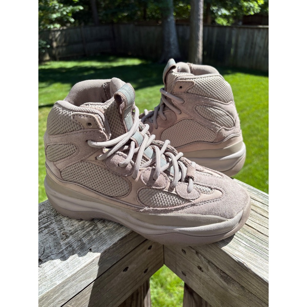 Yeezy‎ Season 7 Desert Boot Taupe Suede Mesh High Top Sneakers Size 40 No Box